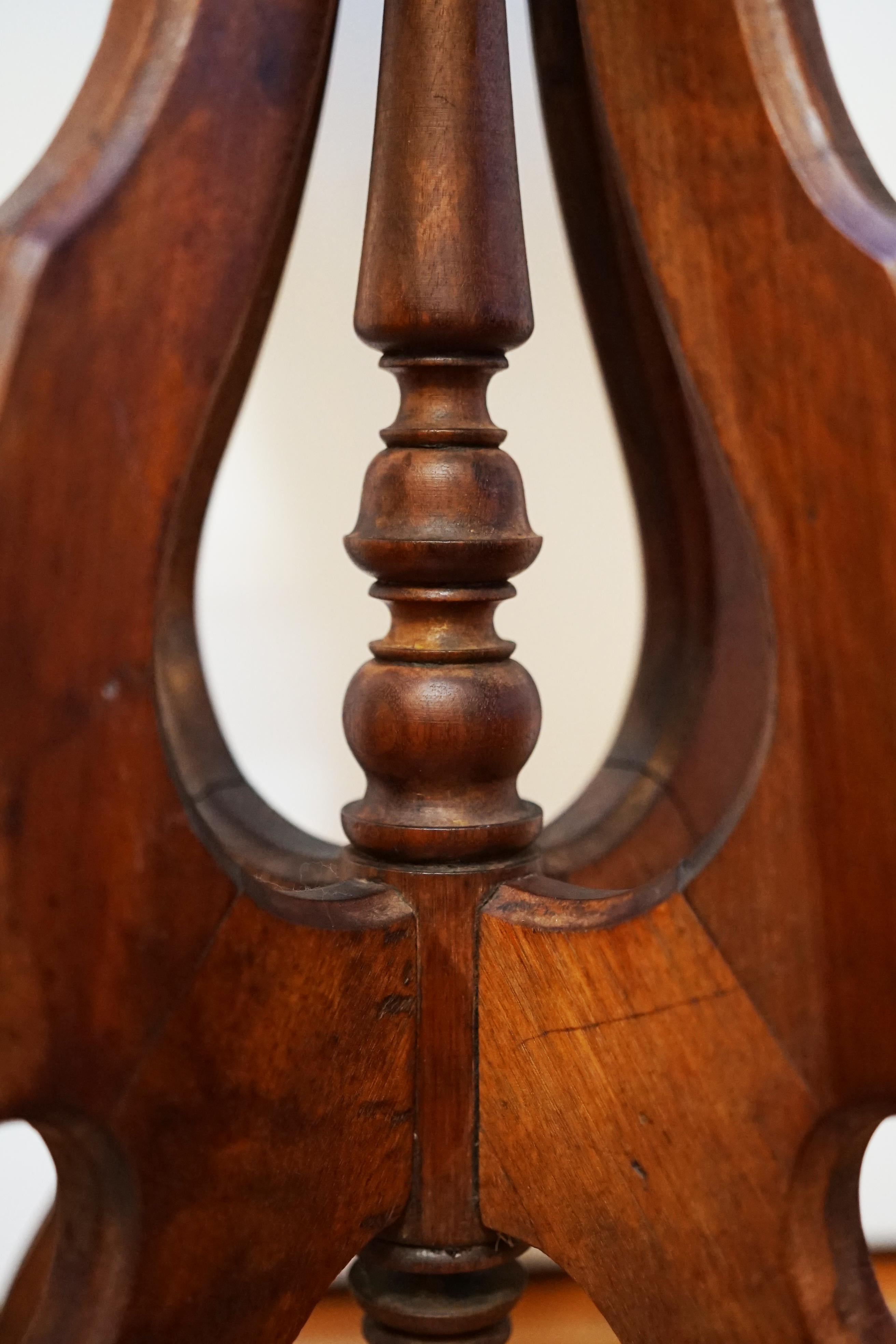 Victorian 1880 Walnut Carved Side Table with White Marble Top For Sale 4