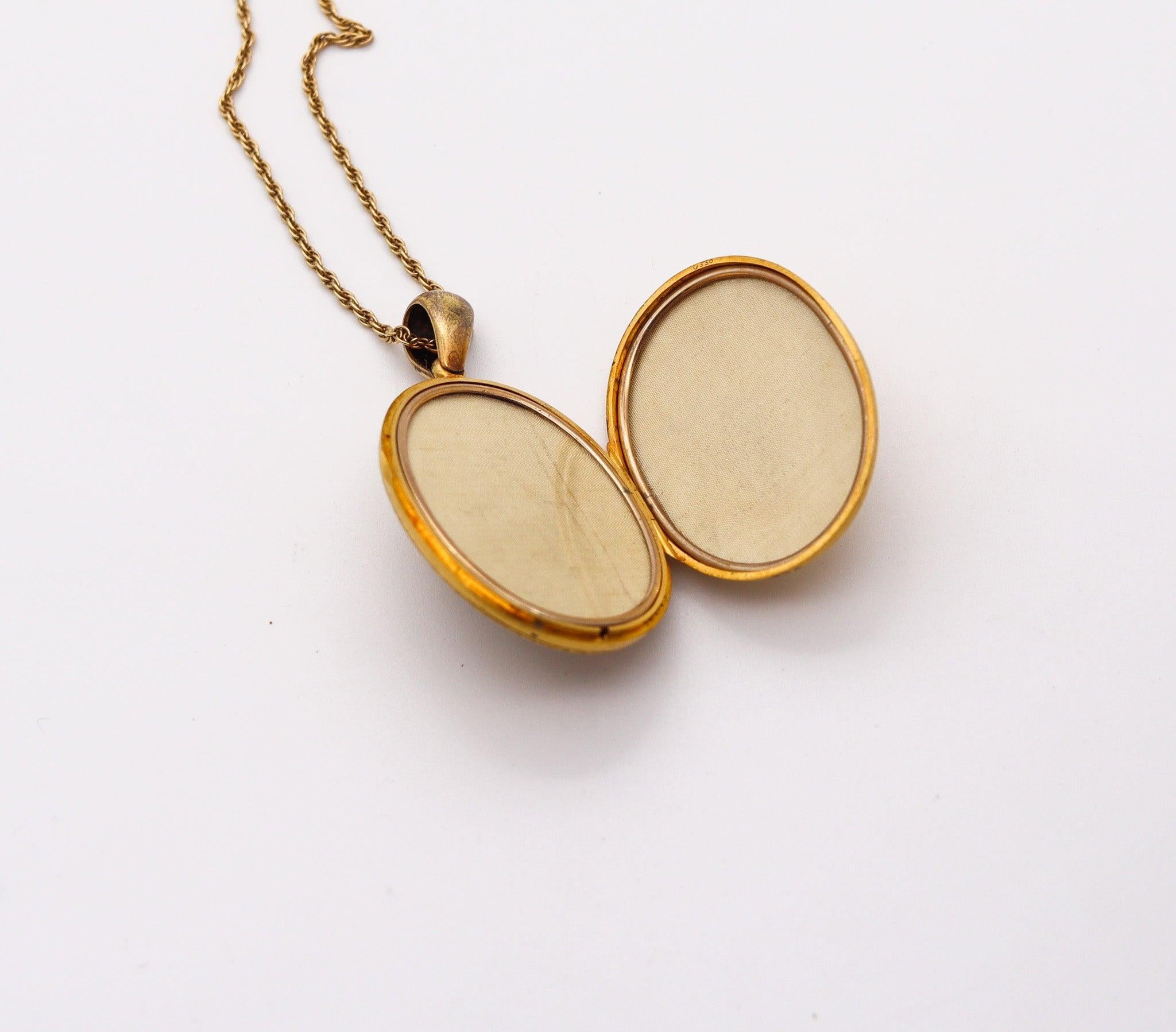 Women's VICTORIAN 1890 Blue Enameled Locket Necklace In 18Kt Yellow Gold & White pearls For Sale