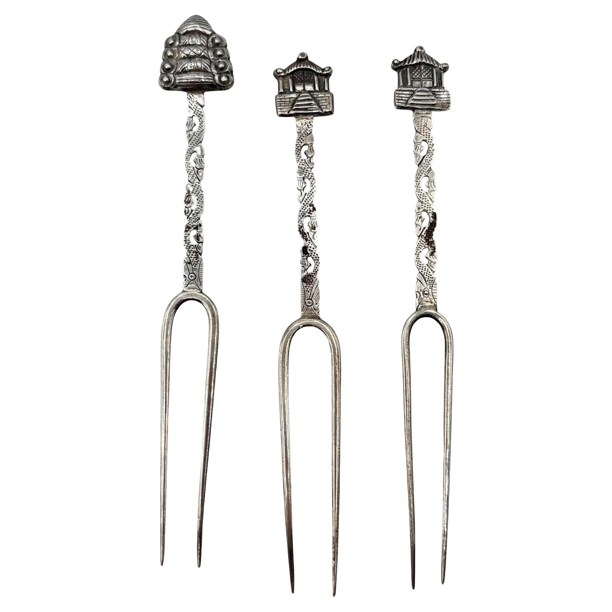 Victorian 1890 Chinese Export Silver Pickle Cocktail Fork, Set of 3 For Sale