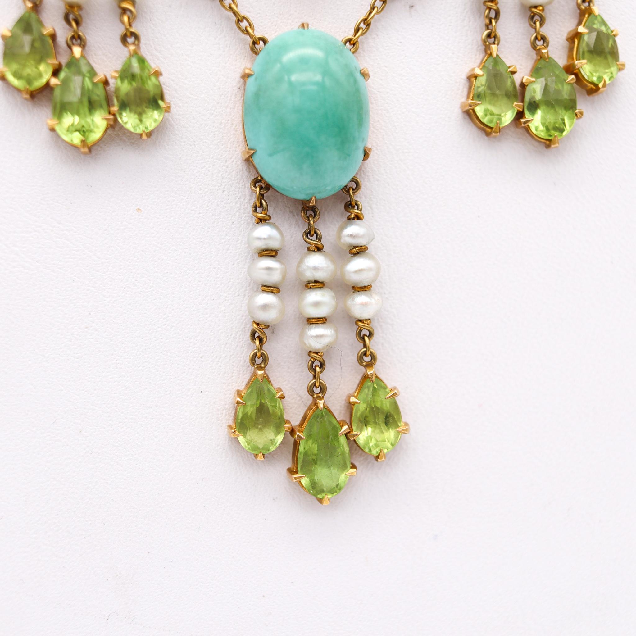 Late Victorian Victorian 1890 Necklace in 18kt Gold with 51.04cts Peridots Turquoises & Pearls For Sale