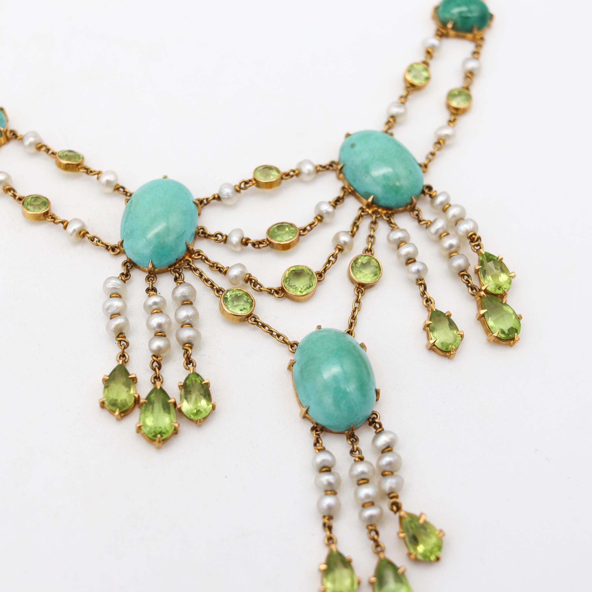 Victorian 1890 Necklace in 18kt Gold with 51.04cts Peridots Turquoises & Pearls In Excellent Condition For Sale In Miami, FL