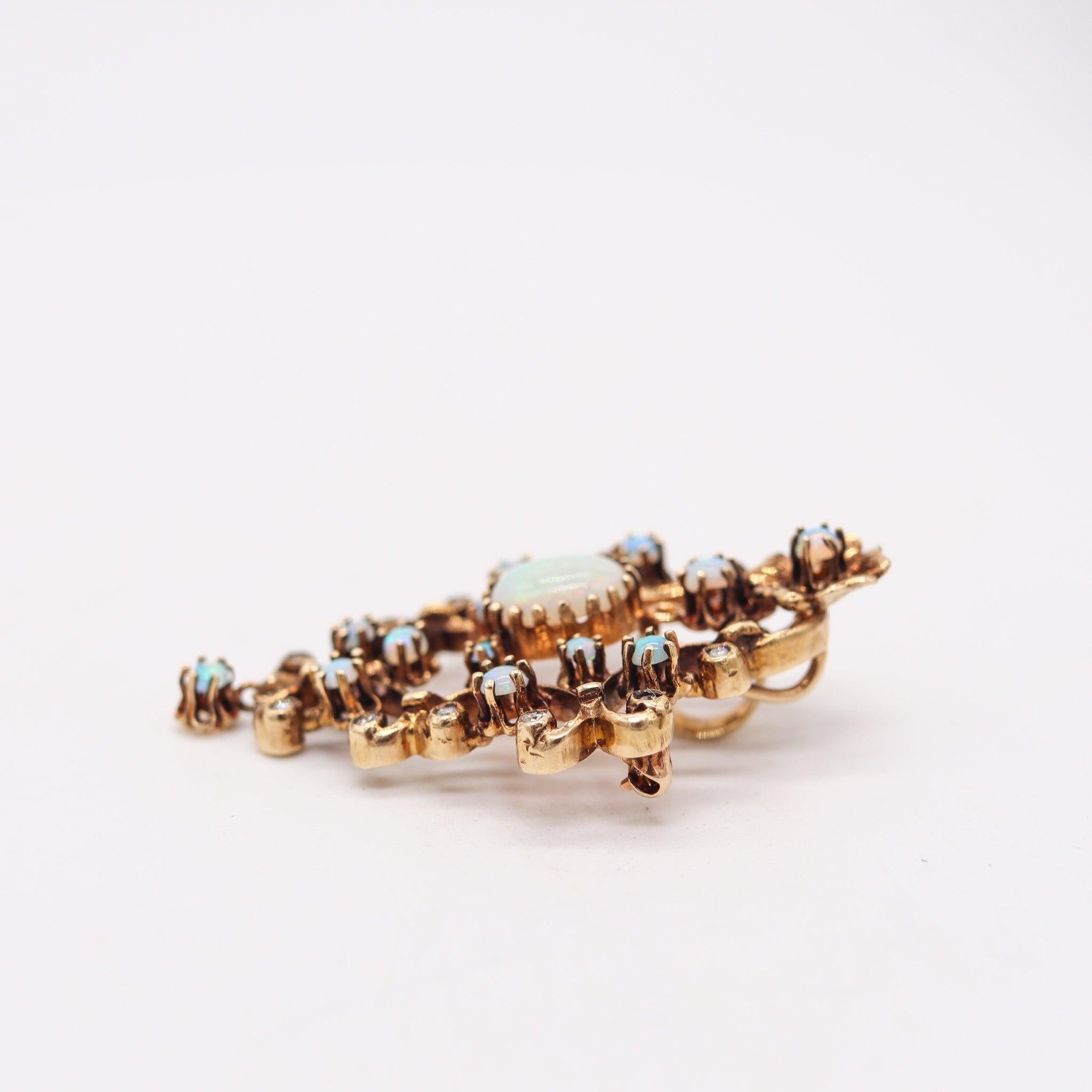 VICTORIAN 1890 Pendant-Brooch In 18Kt Yellow Gold Precious Opals & Diamonds (Gemischter Schliff) im Angebot