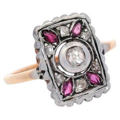 Victorian 1890 Ring in 18kt Yellow and White Gold with Diamonds and Rubies