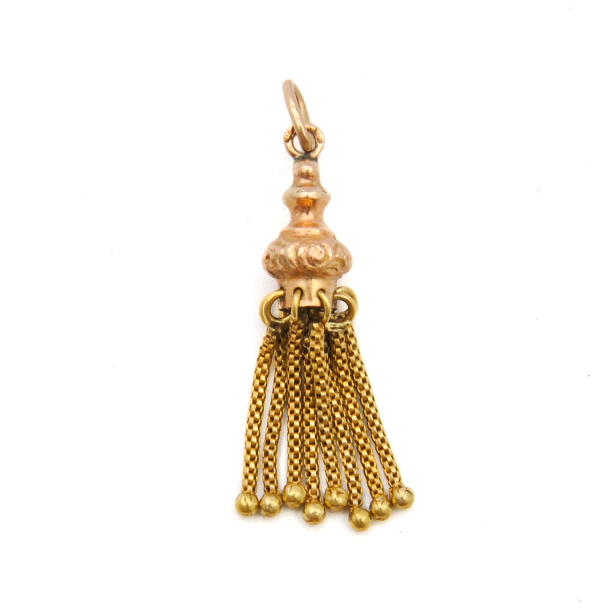 Antique Victorian 1890s 14K Gold Tassel Pendant In Good Condition For Sale In Rotterdam, NL