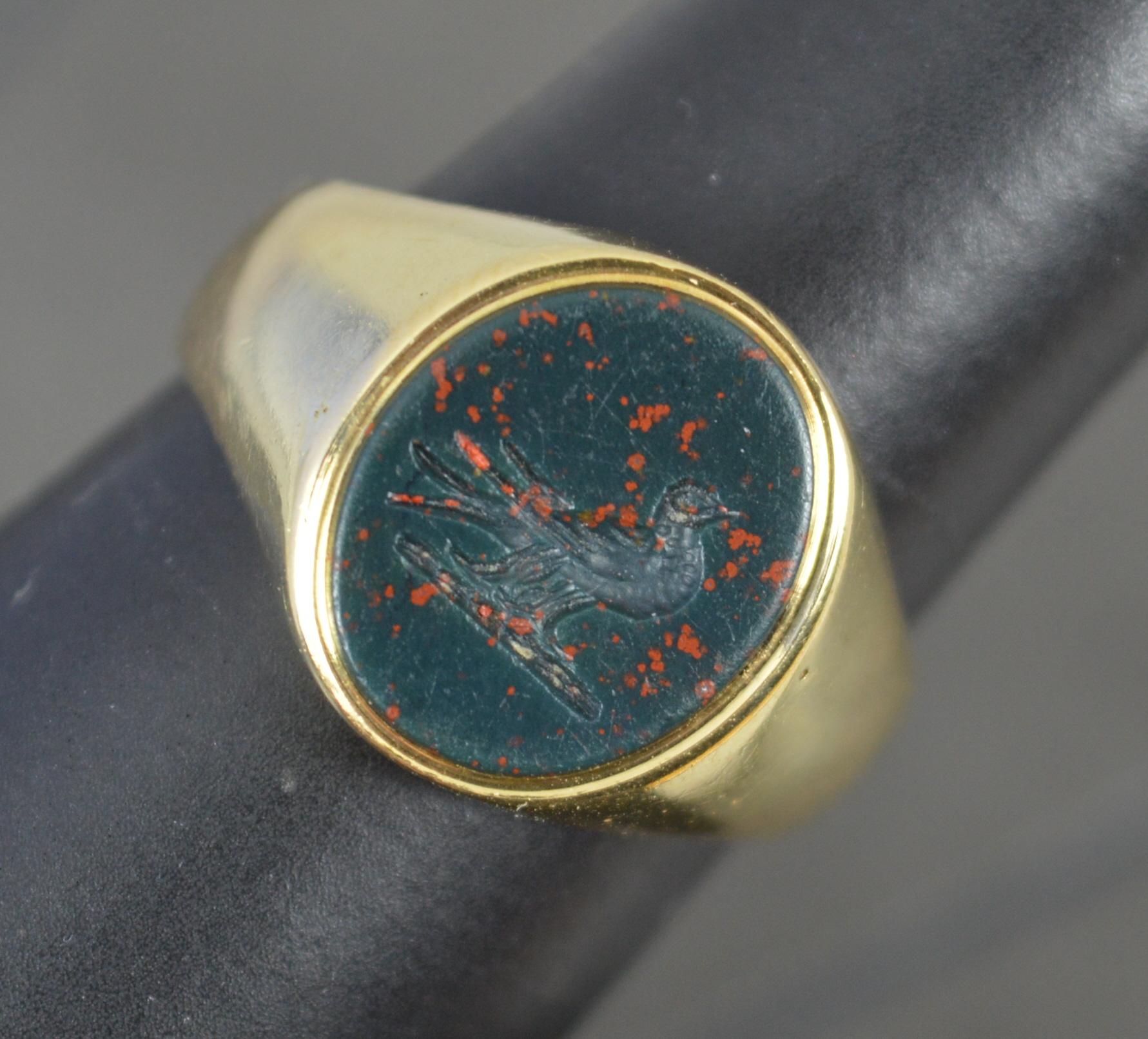 Victorian 18ct Gold and Bloodstone Dove of Peace Intaglio Signet Seal Ring 8