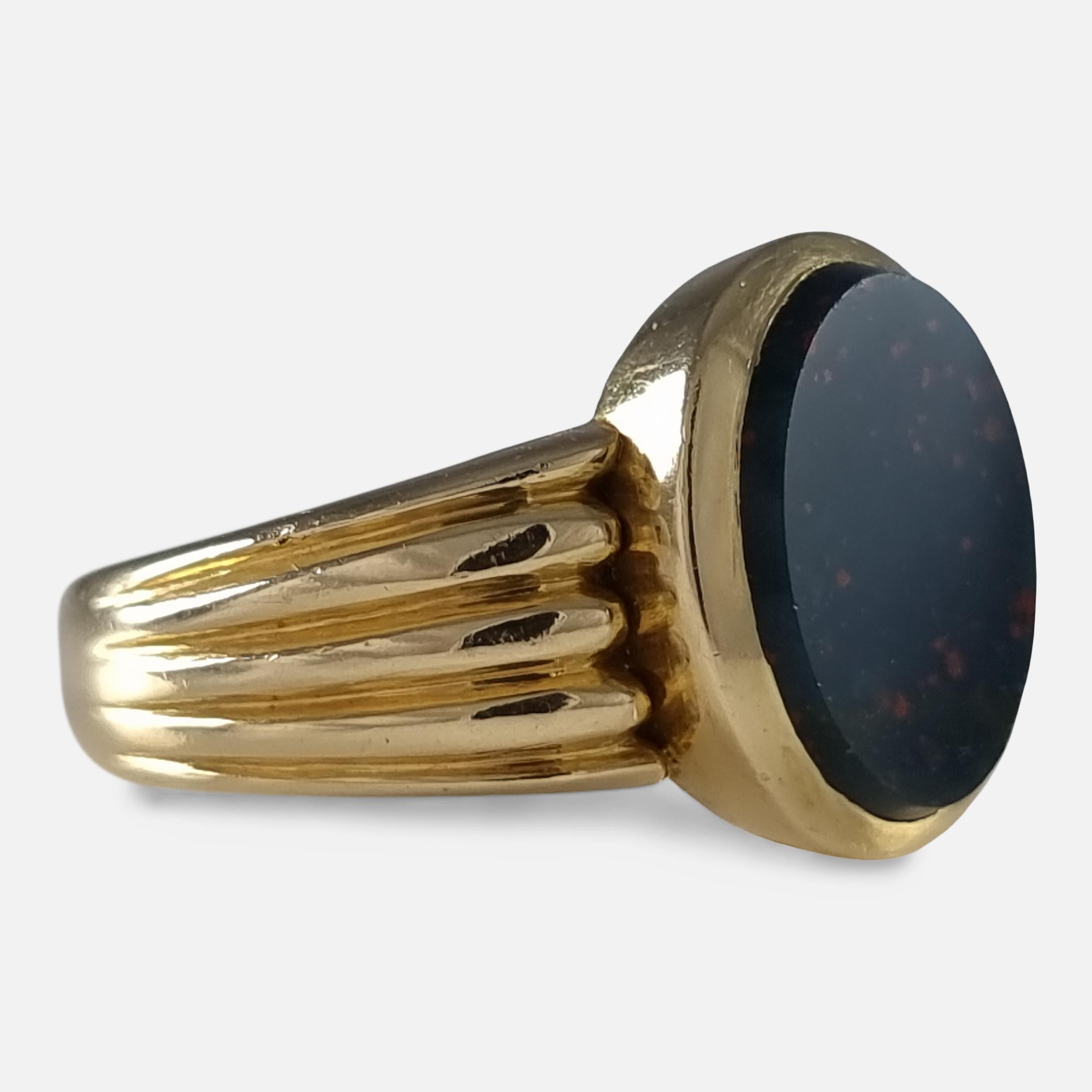 Oval Cut Victorian 18 Carat Gold Bloodstone Signet Ring, 1896