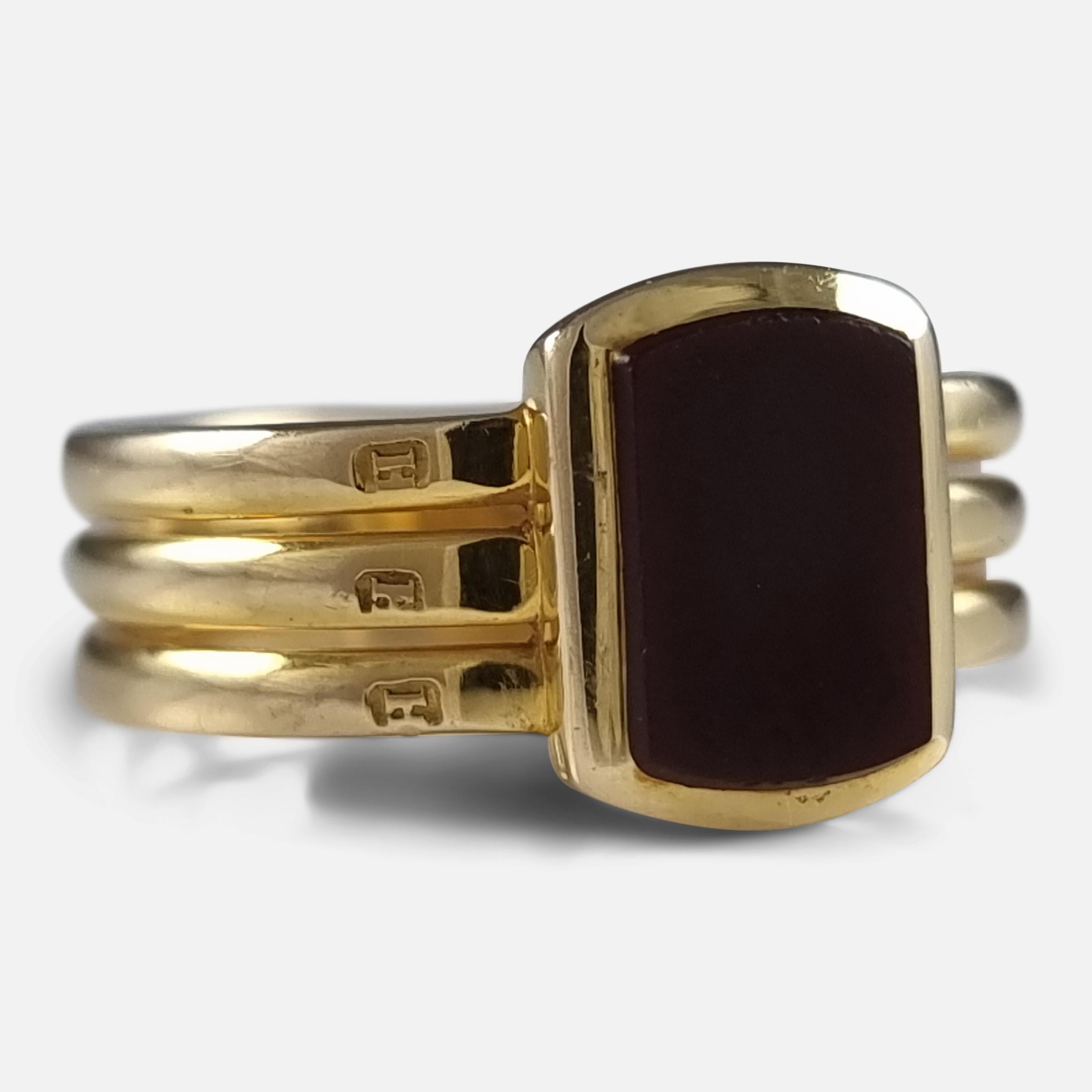Single Cut Victorian 18ct Gold Carnelian Signet Ring, 1883 For Sale