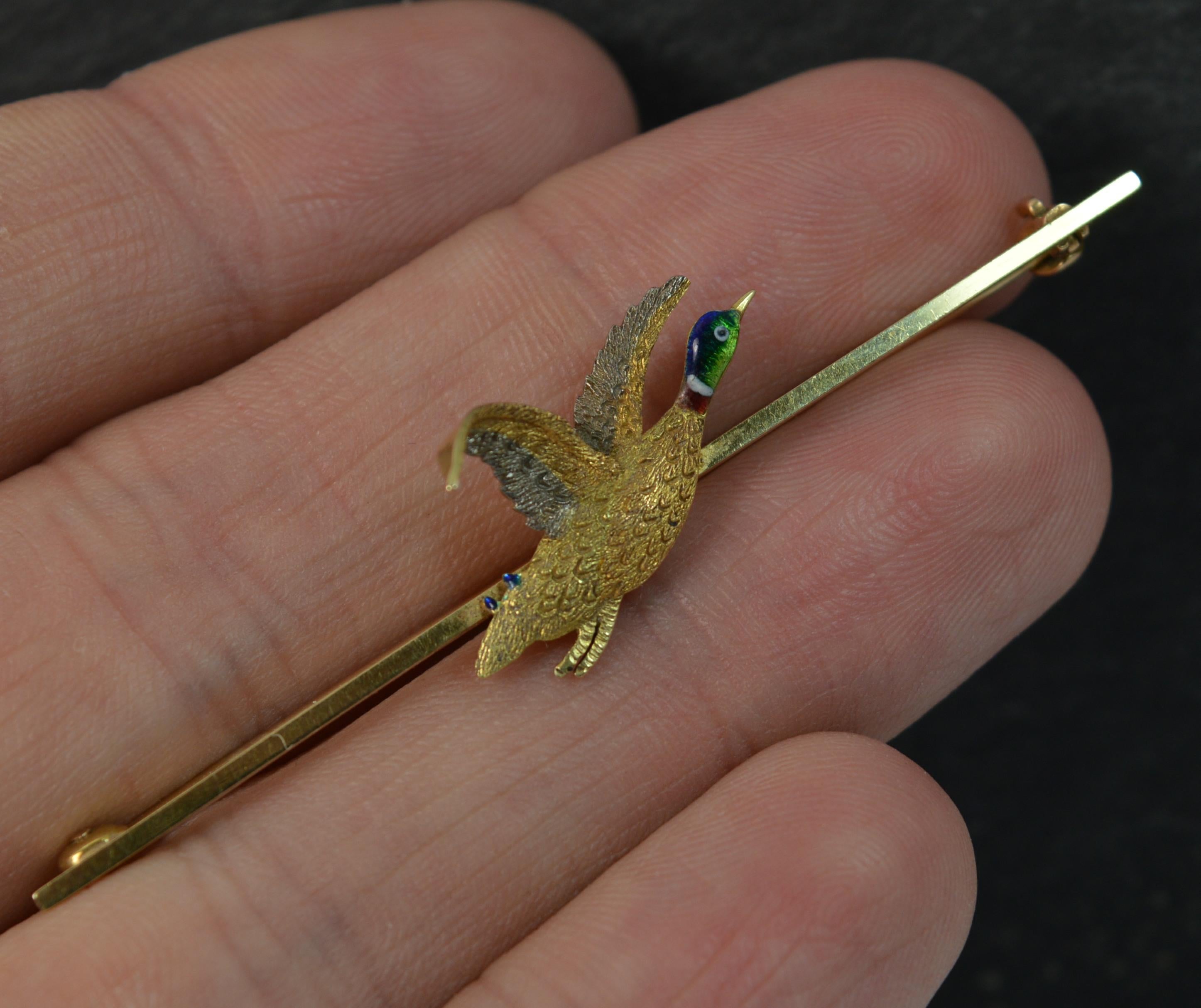 Victorian 18 Carat Gold and Enamel Duck Tri-Color Bar Brooch In Excellent Condition In St Helens, GB
