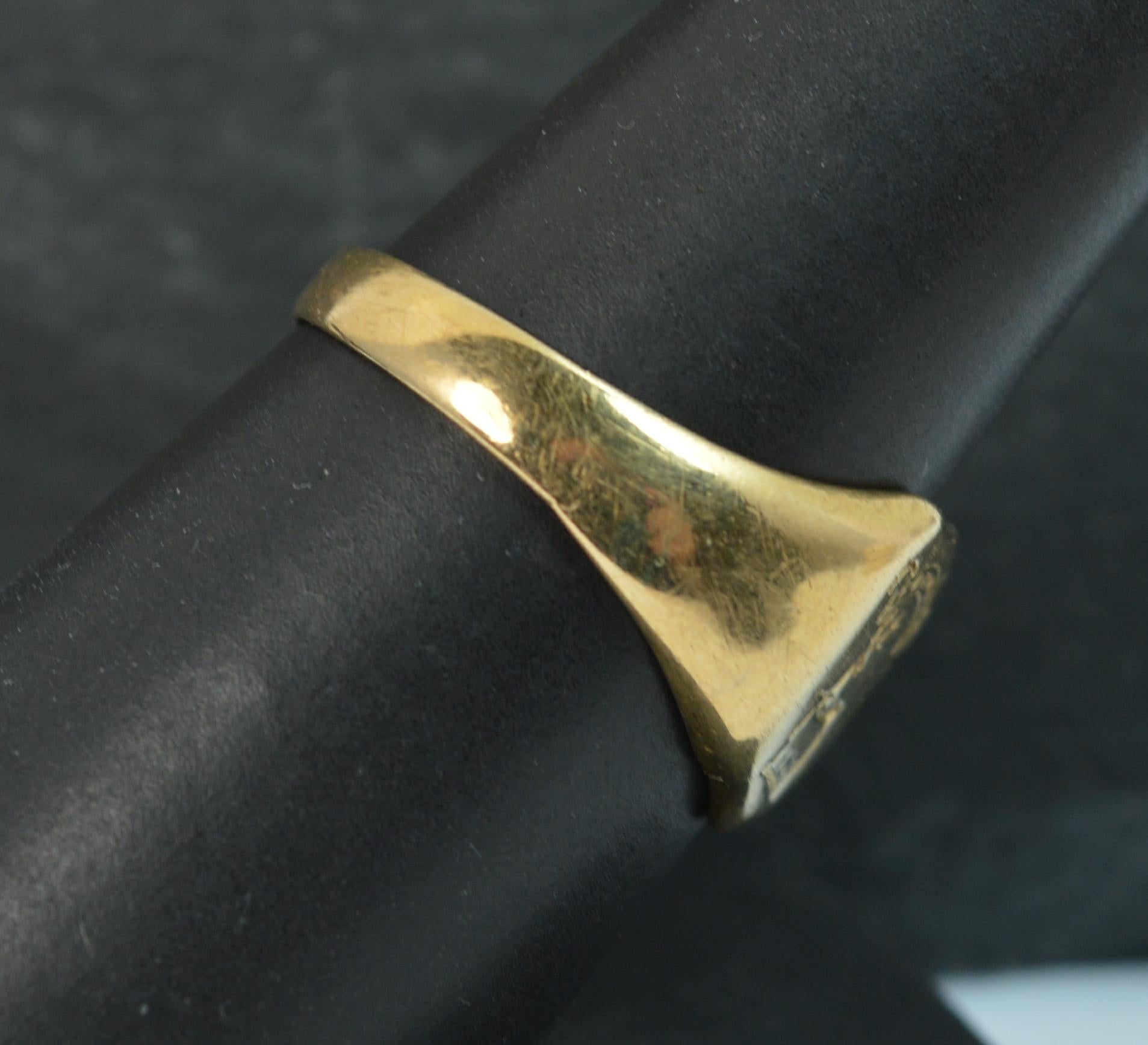 Victorian 18 Carat Gold Forward Stag Deer Signet Seal Intaglio Ring 2