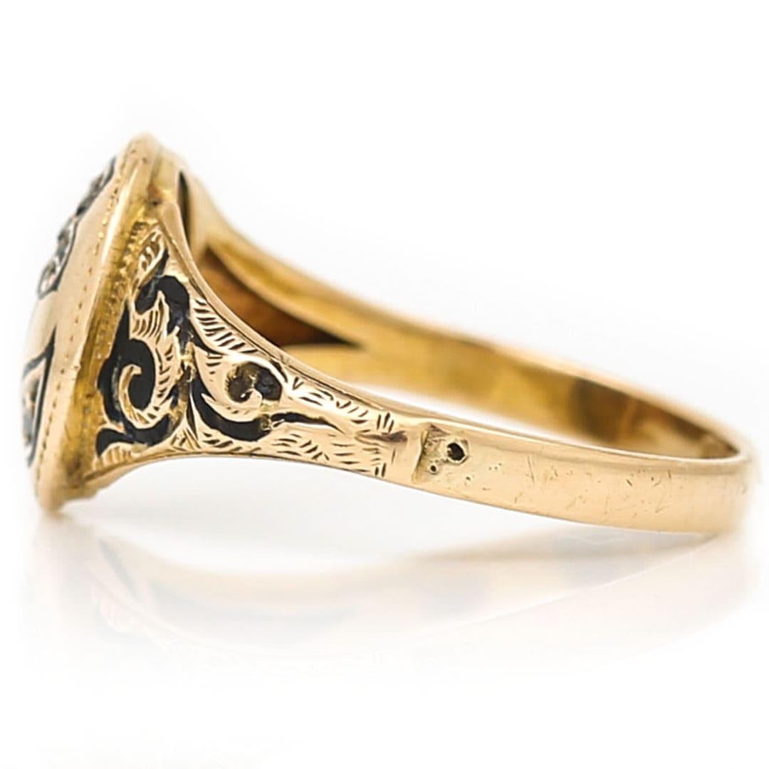 High Victorian Victorian 18ct Gold Rose Cut Diamond Forget Me Not Mourning Ring, Circa 1869 For Sale