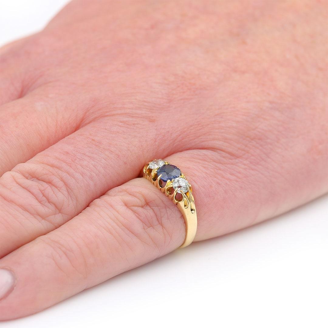 Victorian 18ct Gold Sapphire and Old Cut Diamond Ring Circa 1890 8