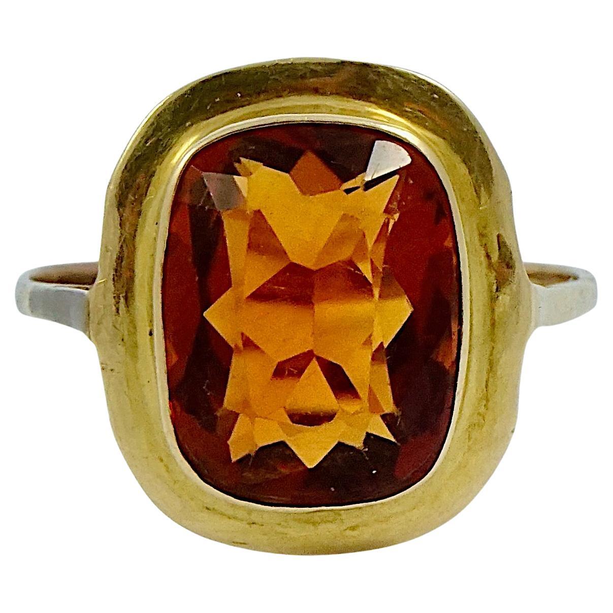 Victorian 18ct Yellow Gold and 9ct Rose Gold Ring with a Burnt Orange Citrine