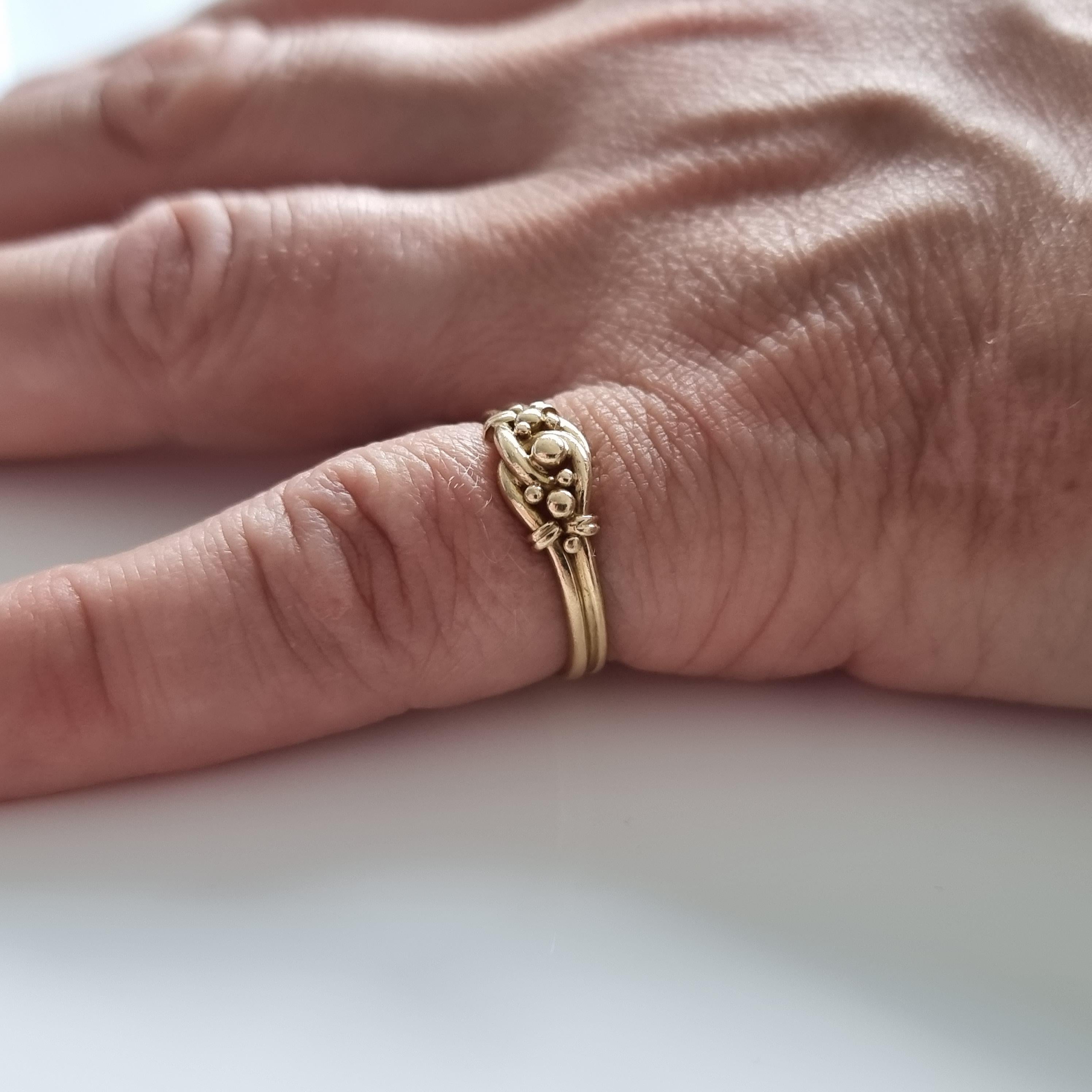 Victorian 18ct Yellow Gold Keeper Ring, 1896 7