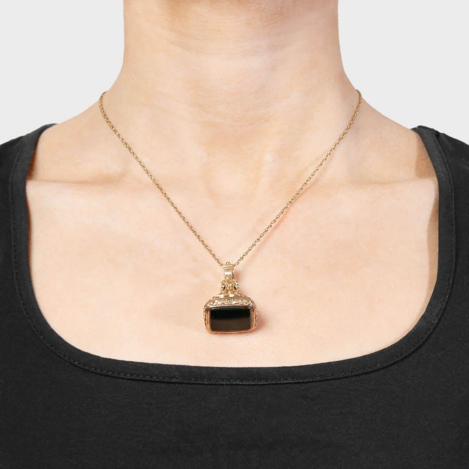 Victorian 18k Bloodstone Fob In condizioni buone in vendita a Narberth, PA