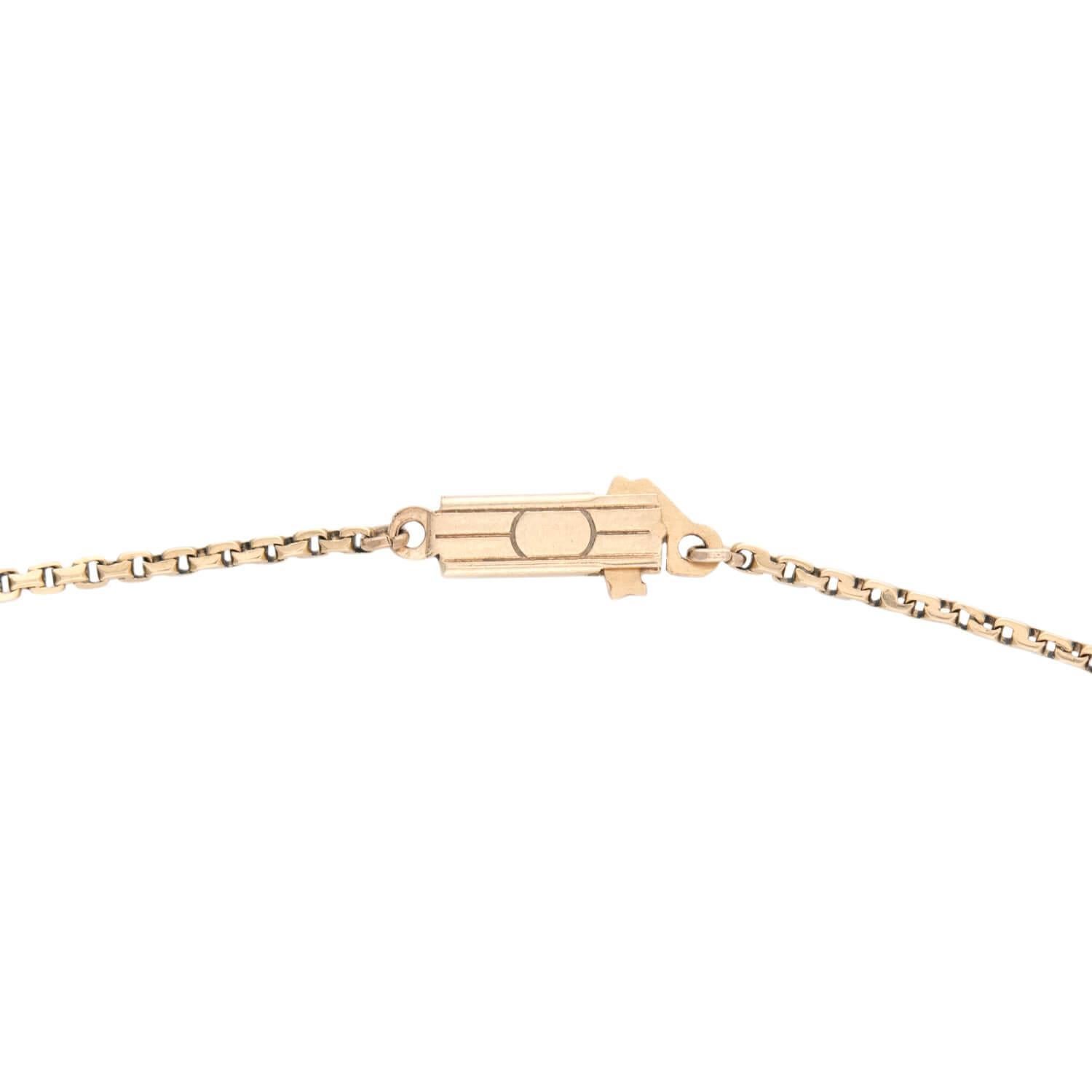Women's Victorian 18k Coral Figa Charm Pendant Necklace For Sale