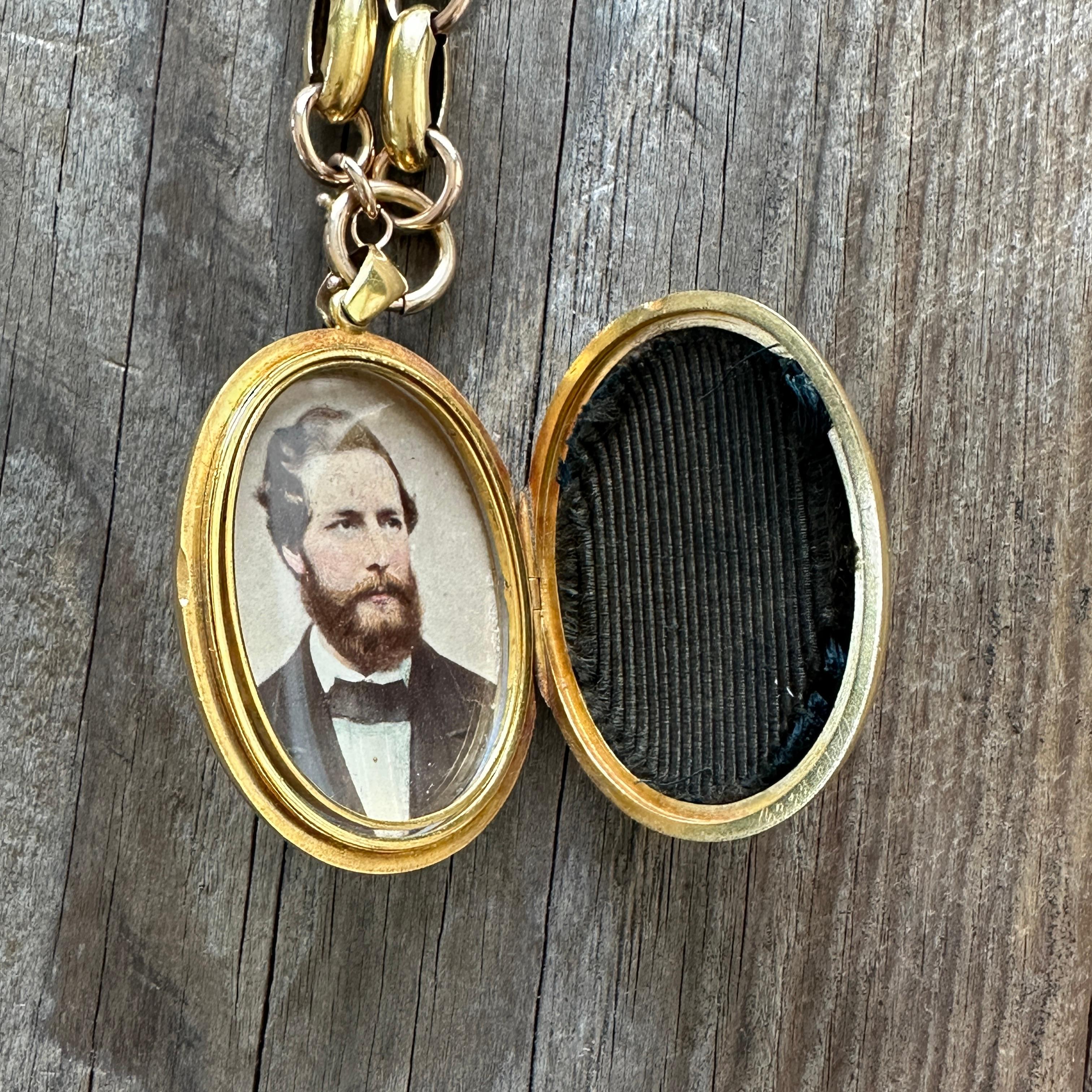 Victorian 18k Gold 2.15ct Diamond Star Enamel Locket Pendant For Sale 11