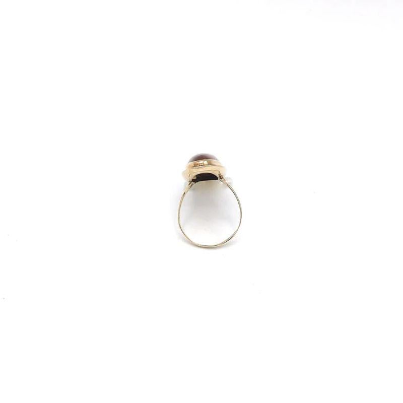 Victorian 18K Gold and Agate Cabochon Ring For Sale 6