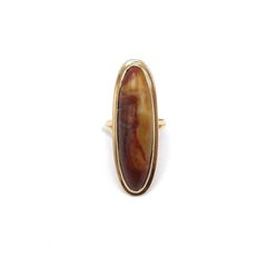 Victorian 18K Gold and Agate Cabochon Ring