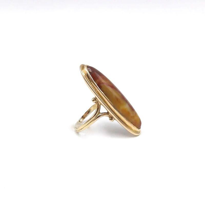 Victorian 18K Gold and Agate Cabochon Ring For Sale 1
