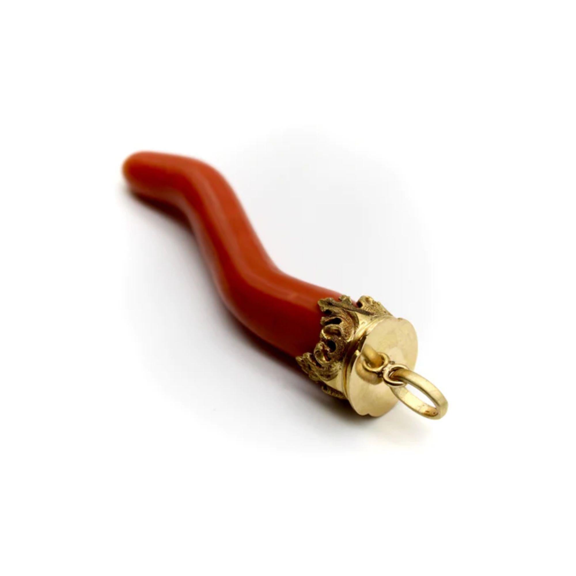 Women's or Men's Victorian 18K Gold Capped Large Coral Large Cornicello Pendant For Sale