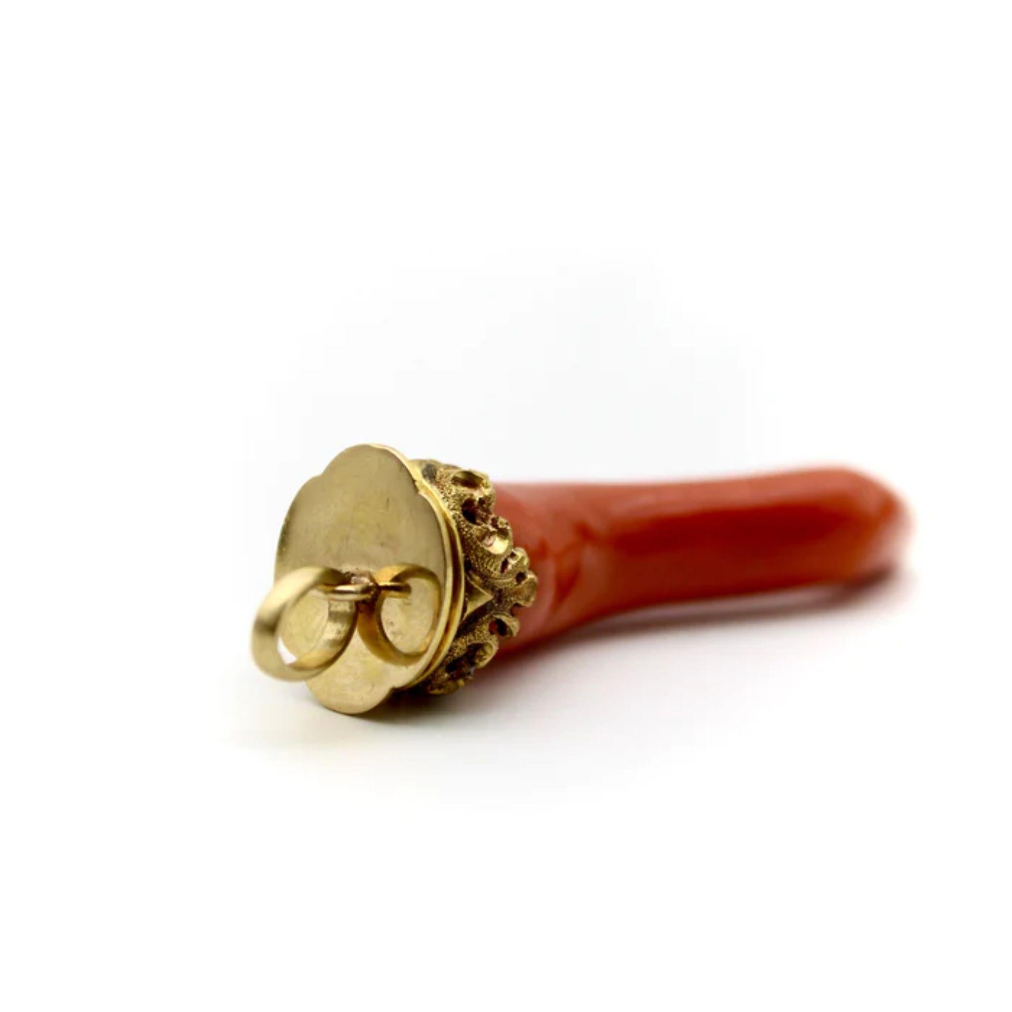 Victorian 18K Gold Capped Large Coral Large Cornicello Pendant For Sale 1