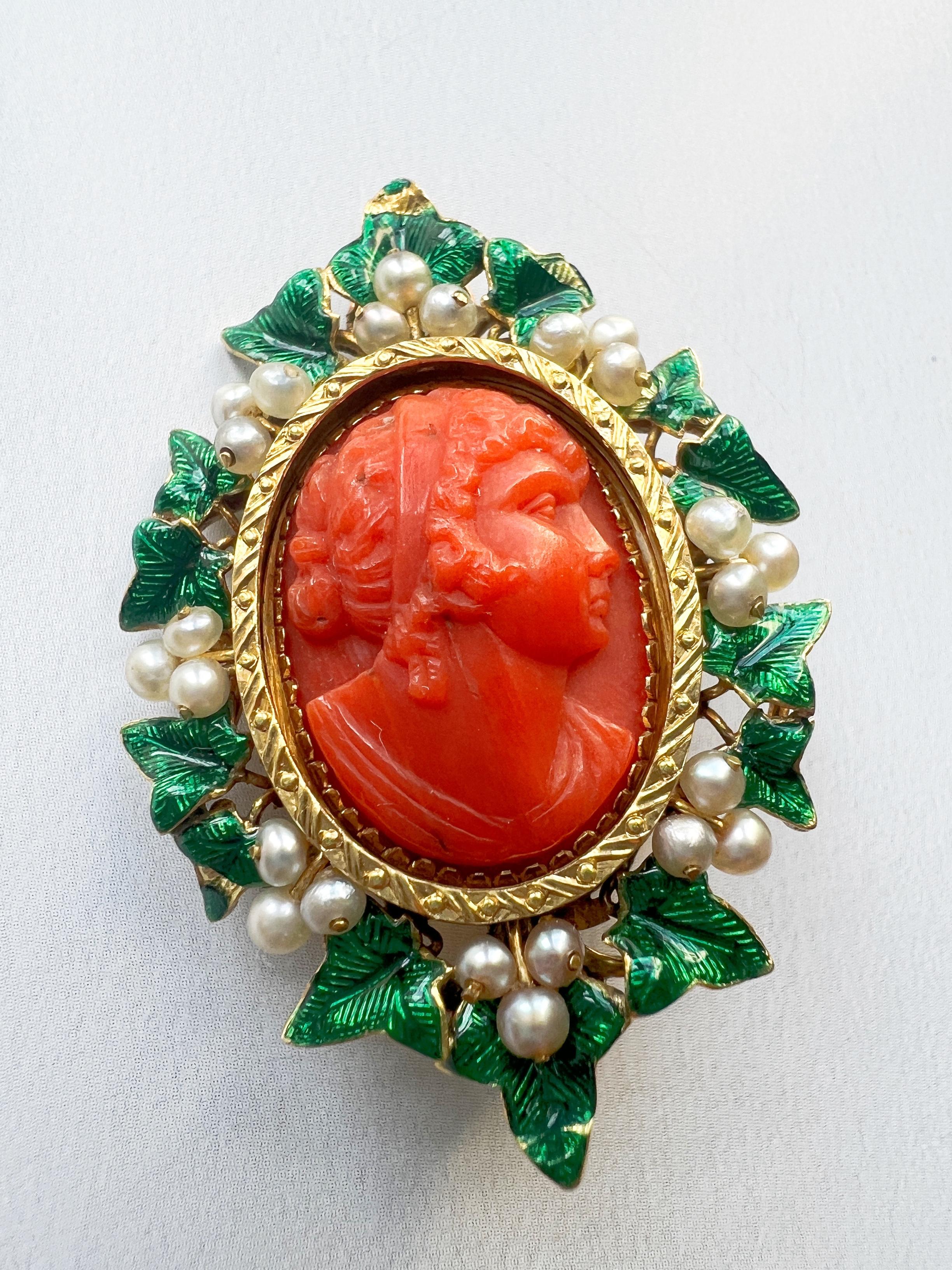 Women's or Men's Victorian 18K gold coral cameo brooch with ivy leaves and natural seed pearls