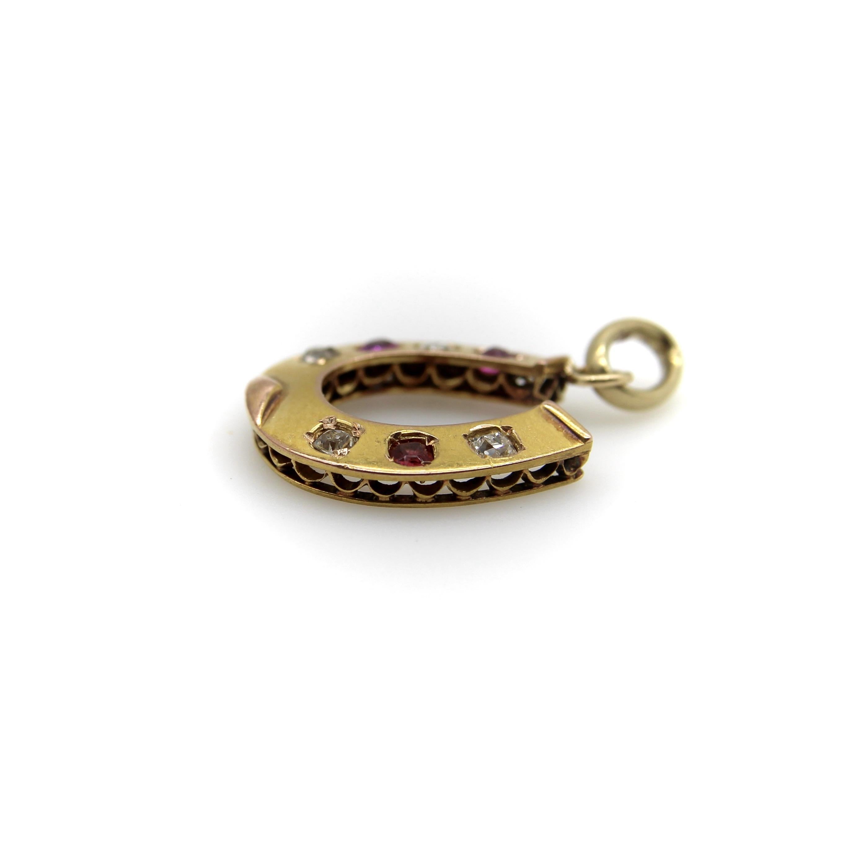 Victorian 18K Gold Diamond and Ruby Horseshoe Pendant In Good Condition For Sale In Venice, CA
