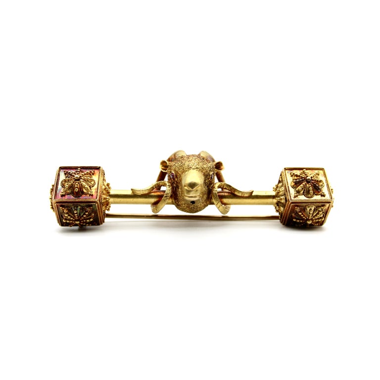 Victorian 18K Gold Etruscan Revival Ram’s Head Brooch In Good Condition For Sale In Venice, CA