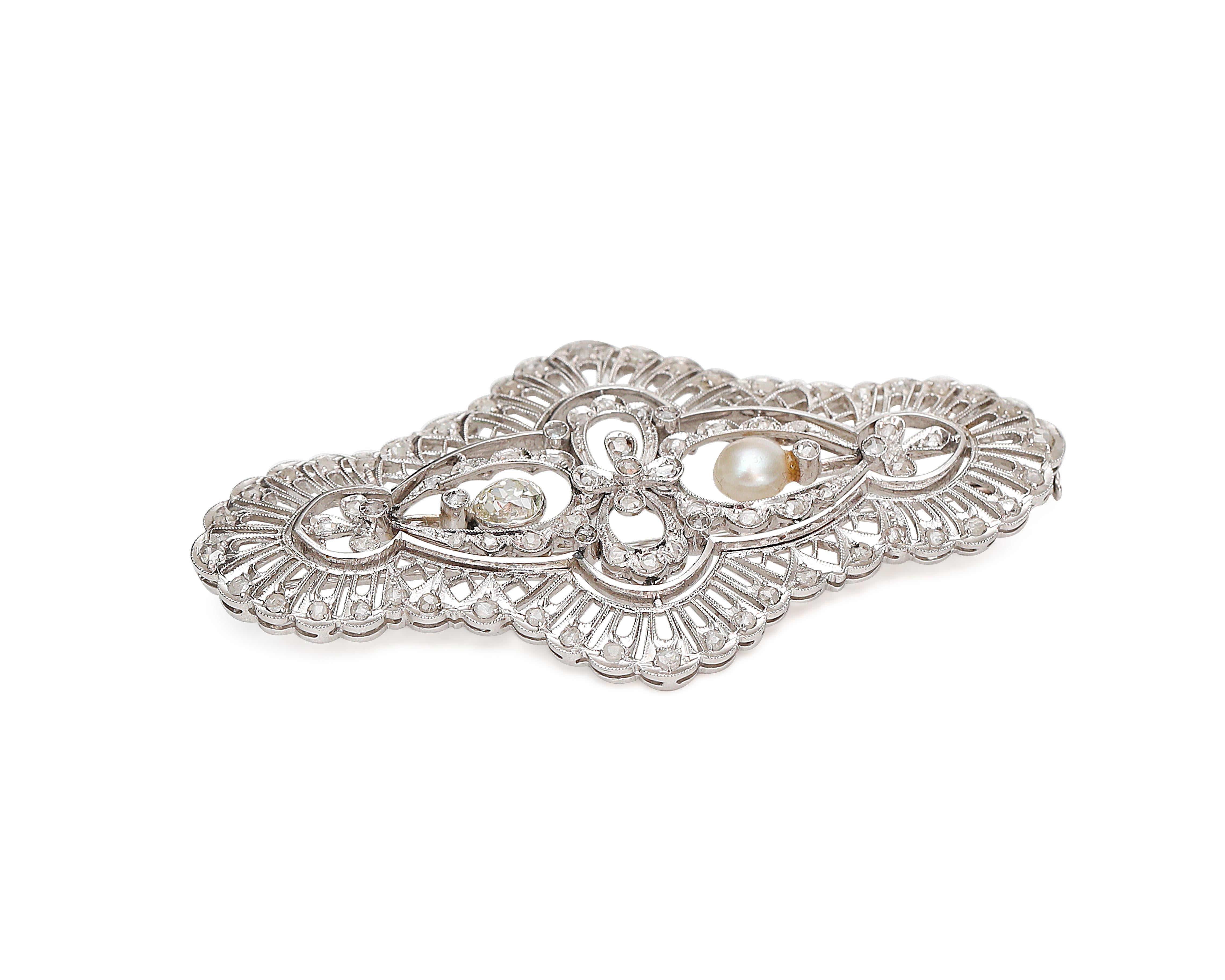 Victorian 18K Gold Filigree Brooch with Old Mine and Rose Cut Diamond and Pearl In Good Condition In Addison, TX