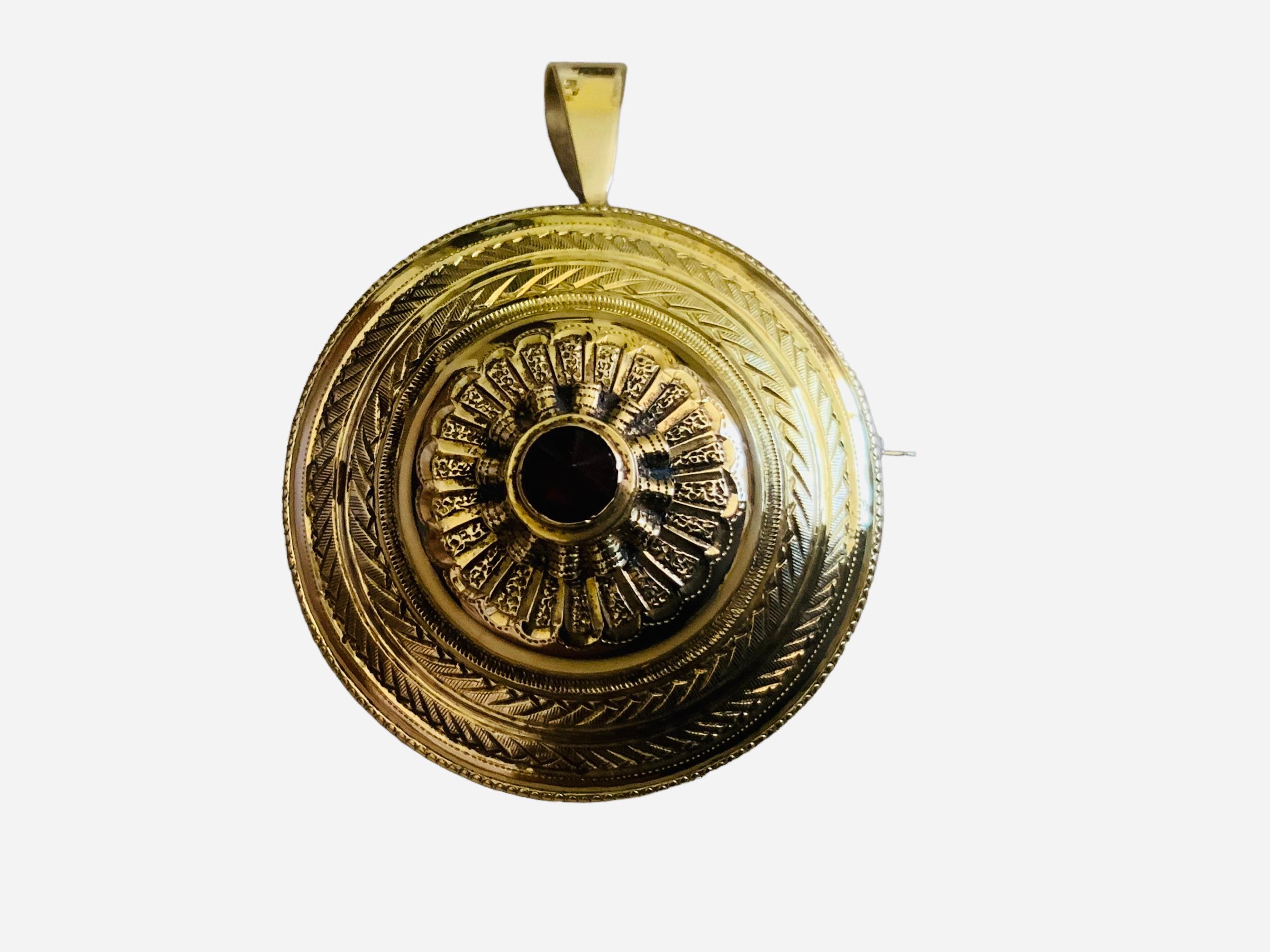 Broche / Pendentif Victorien en or 18k à grenat rond Pour femmes en vente