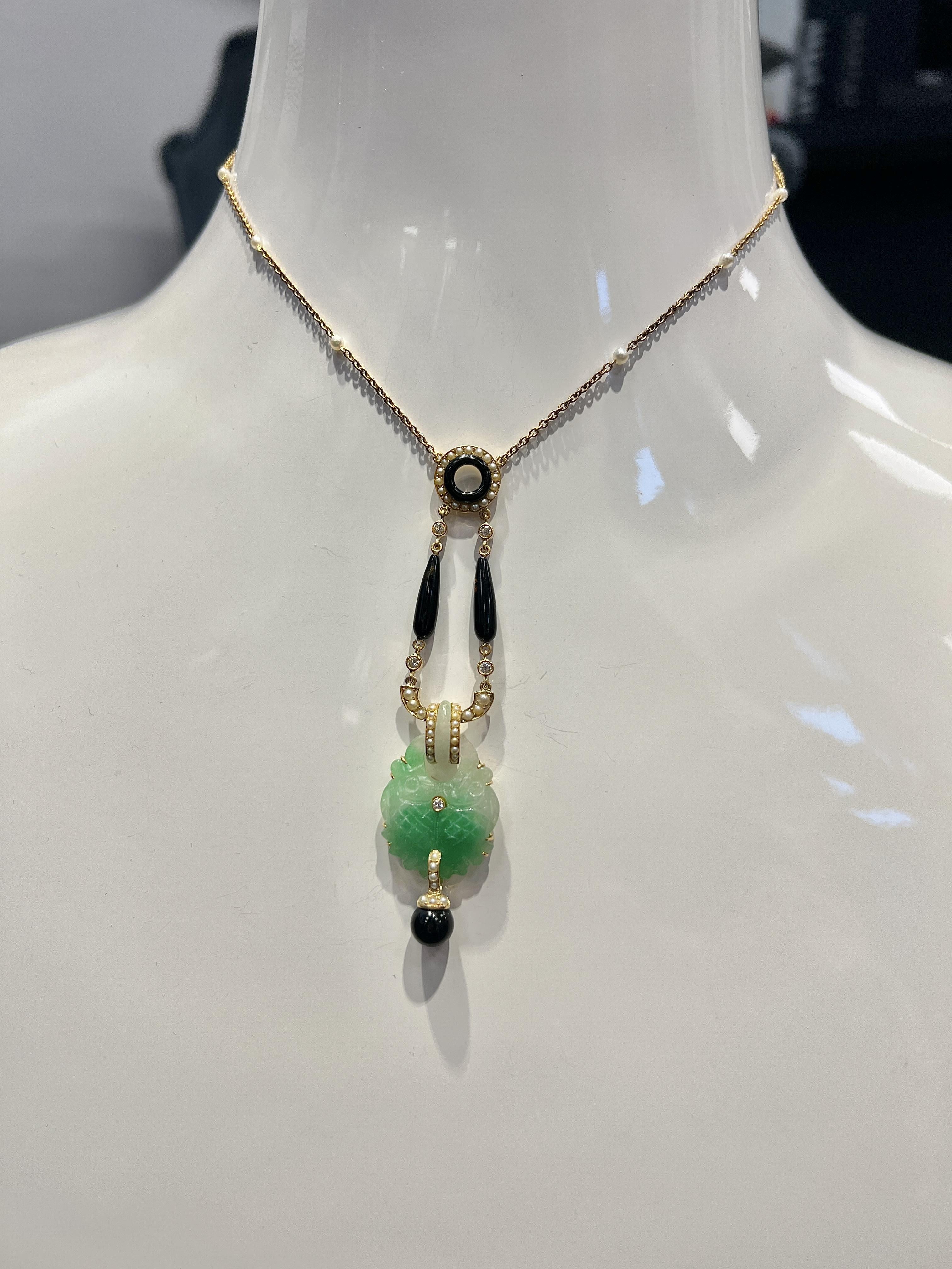 Collier victorien avec pendentif en or 18k Jade Onyx Perles de rocaille en vente 1
