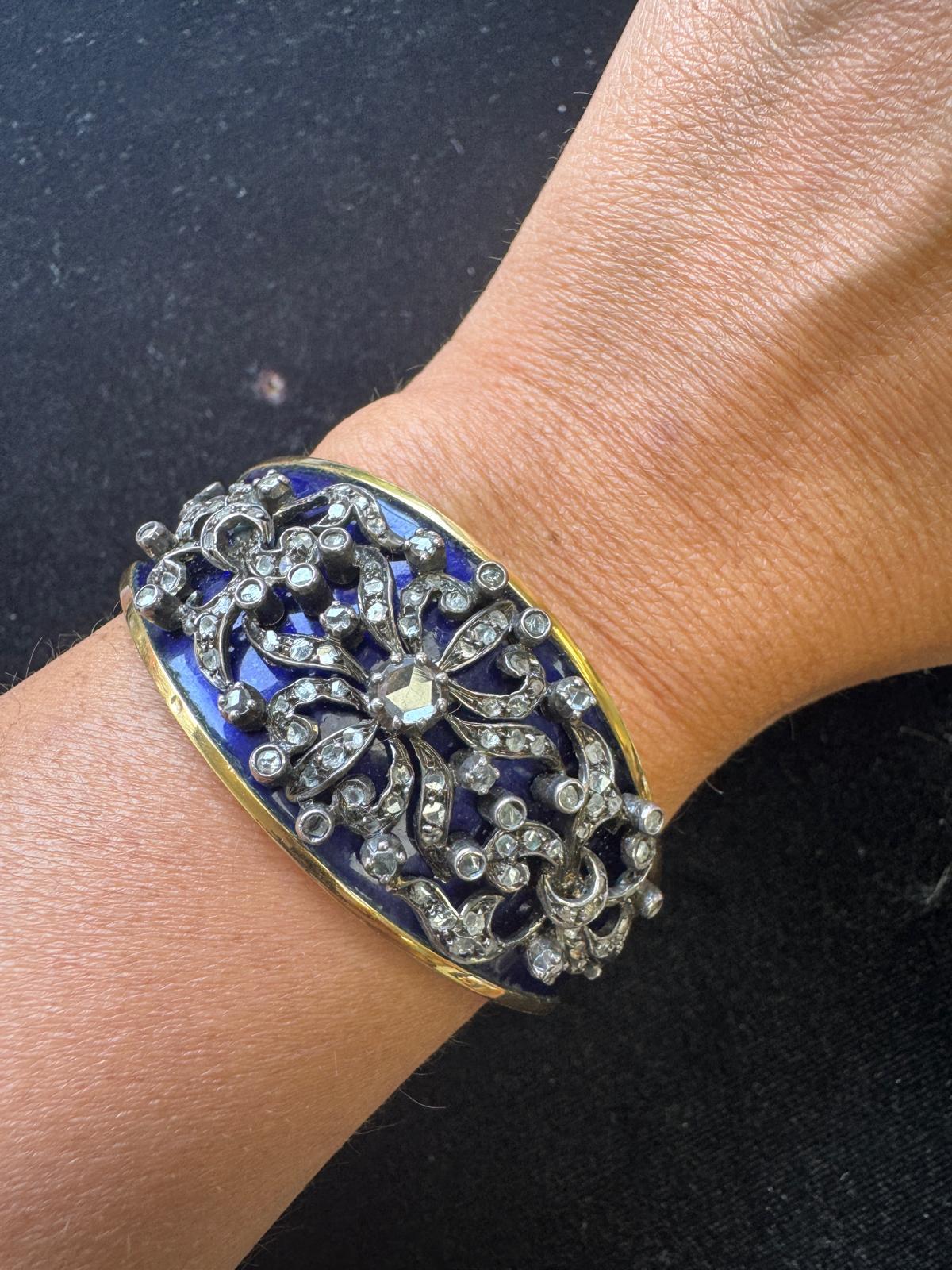 Bracelet victorien en or 18K, argent, diamant et émail bleu en vente 1