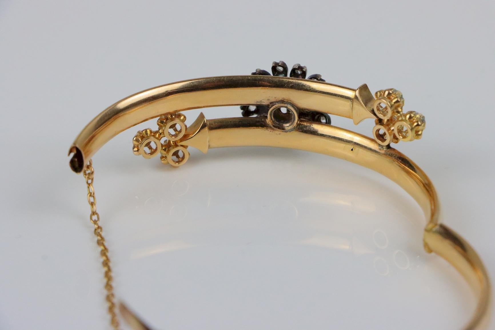 Bracciale vittoriano in oro e argento 18 carati con fiori e diamanti in vendita 4