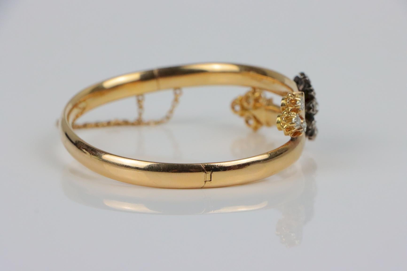 Bracciale vittoriano in oro e argento 18 carati con fiori e diamanti in vendita 2