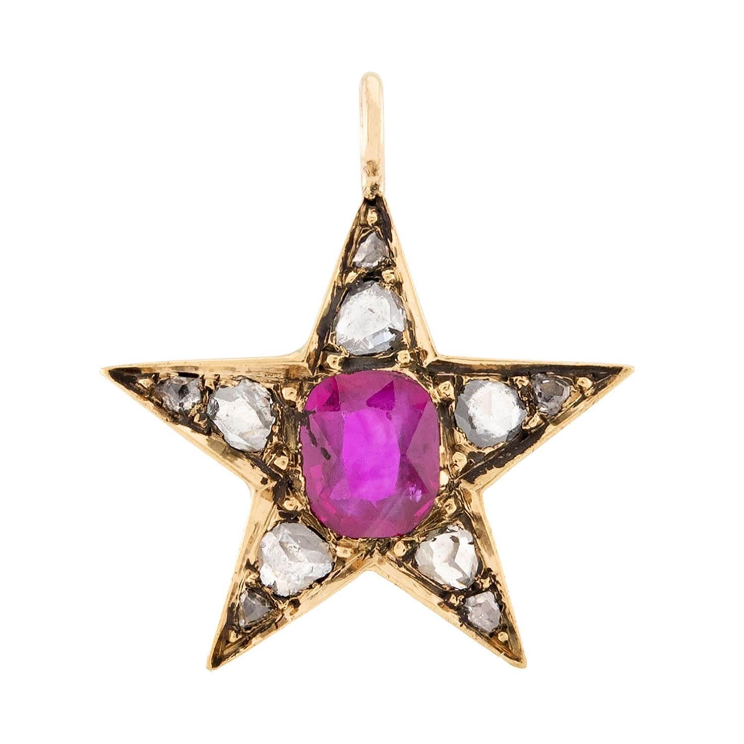 Colgante/dije victoriano de estrella de rubí y diamantes de 18 quilates Corte cojín en venta