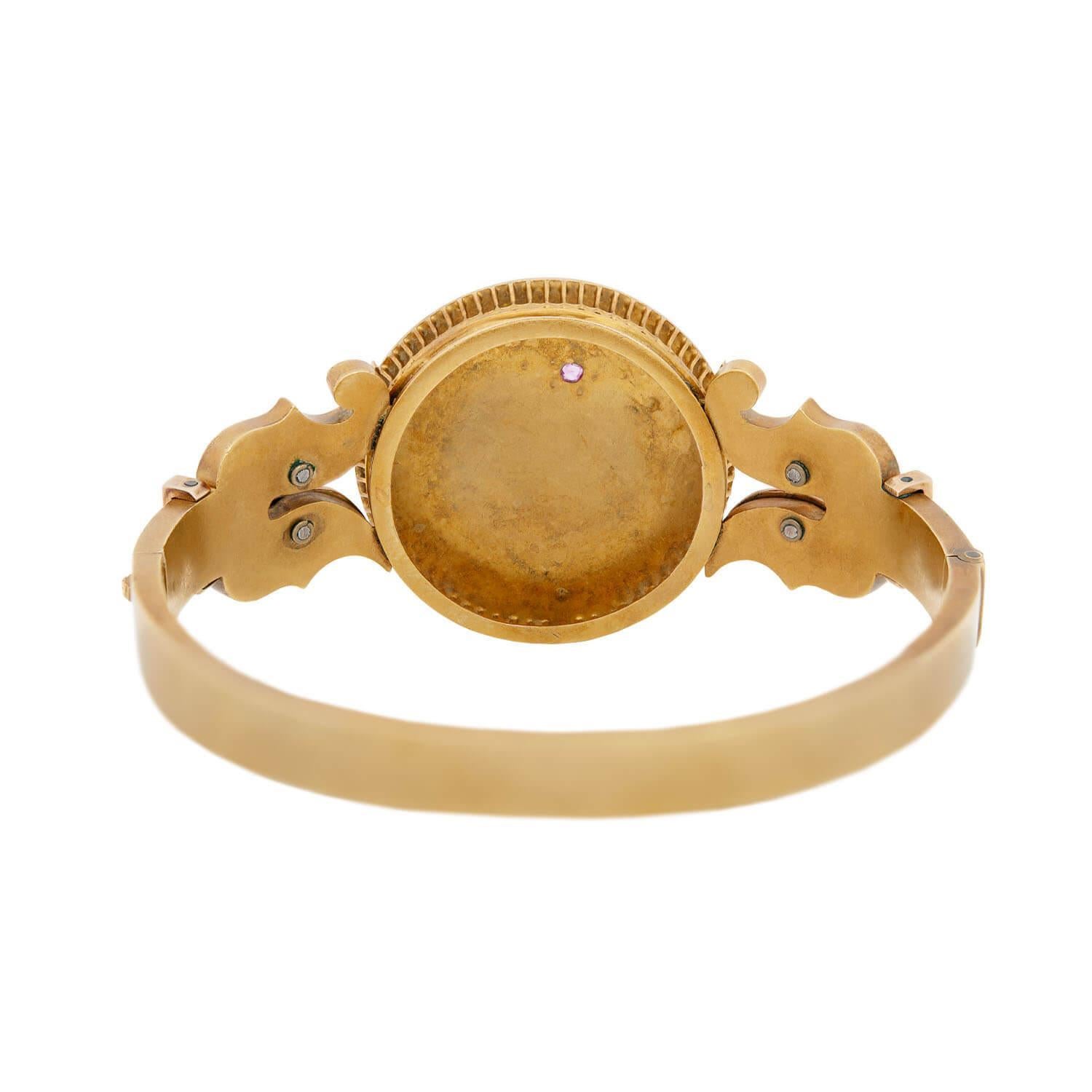 Bracelet victorien en rubis, saphir, émeraude et perle, émaillé d'un chérubin, 18k Bon état - En vente à Narberth, PA