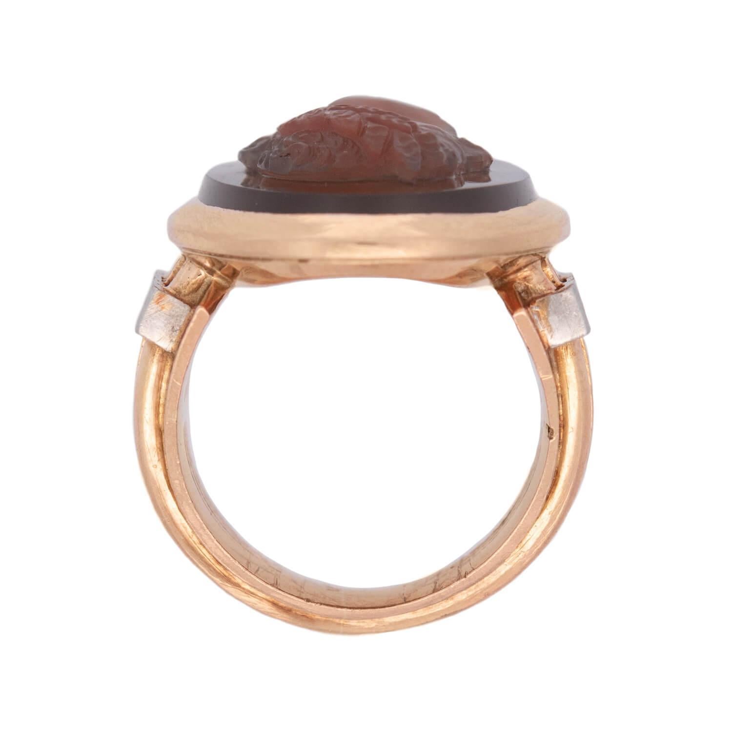 Viktorianischer 18k Sardonyx Kamee Ring Damen im Angebot