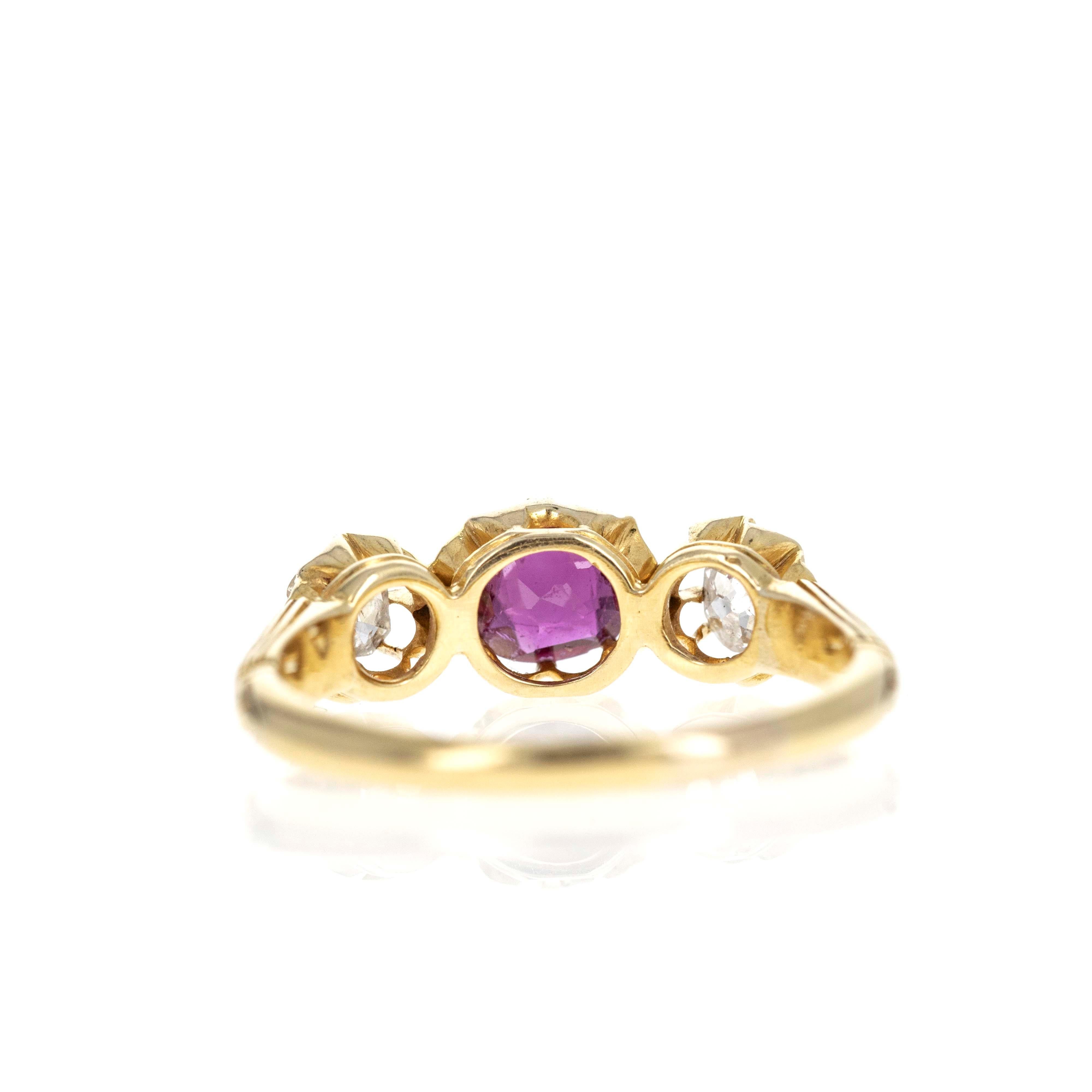 Old Mine Cut Victorian 18K Yellow Gold 0.53 Carat Ruby Old Mine Diamond Three Stone Ring For Sale