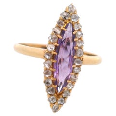 Anillo victoriano de oro amarillo de 18 quilates con amatista y navette de diamantes talla rosa