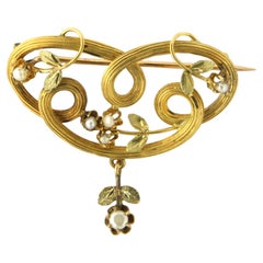 Victorian 18k yellow gold brooch with stone pearls – 2.1 grams