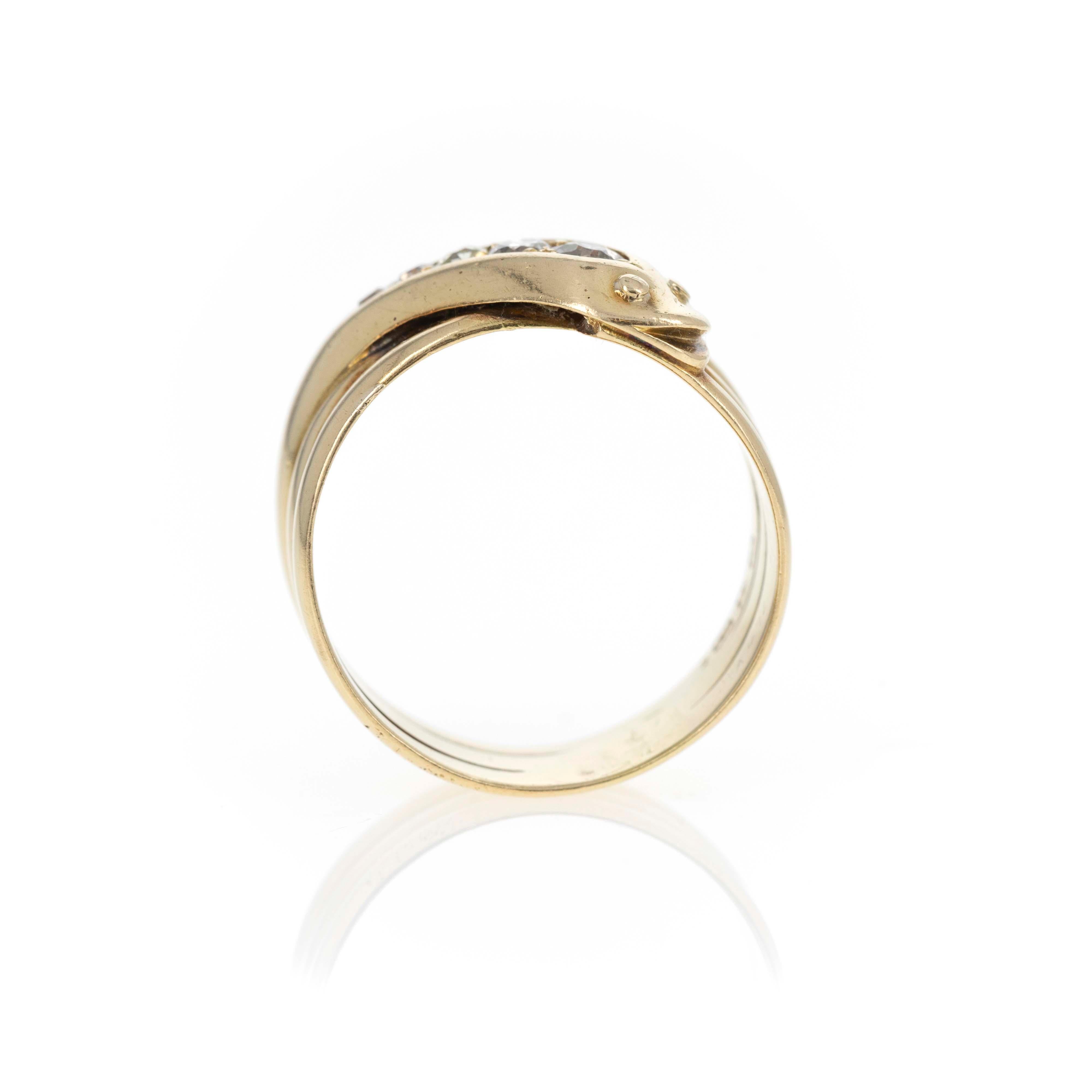 Taille vieille Europe Bague victorienne en or jaune 18K avec serpent et diamants européens en vente
