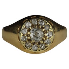 Victorian 18K Yellow Gold Old Mine-Cut Diamond Cluster Ring