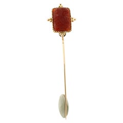 Broche victorienne en or jaune 18 carats représentant un empereur romain taillé dans de la cornaline – 5,0 grammes