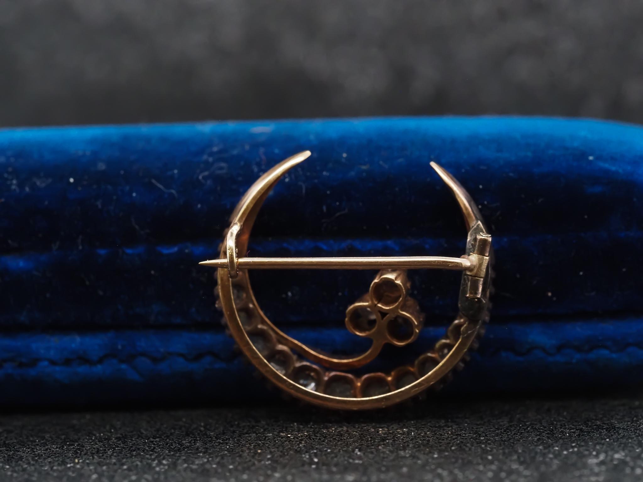 Women's Victorian 18K Yellow Gold Rose Cut Diamond Crescent Moon Brooch - VHK#228a For Sale