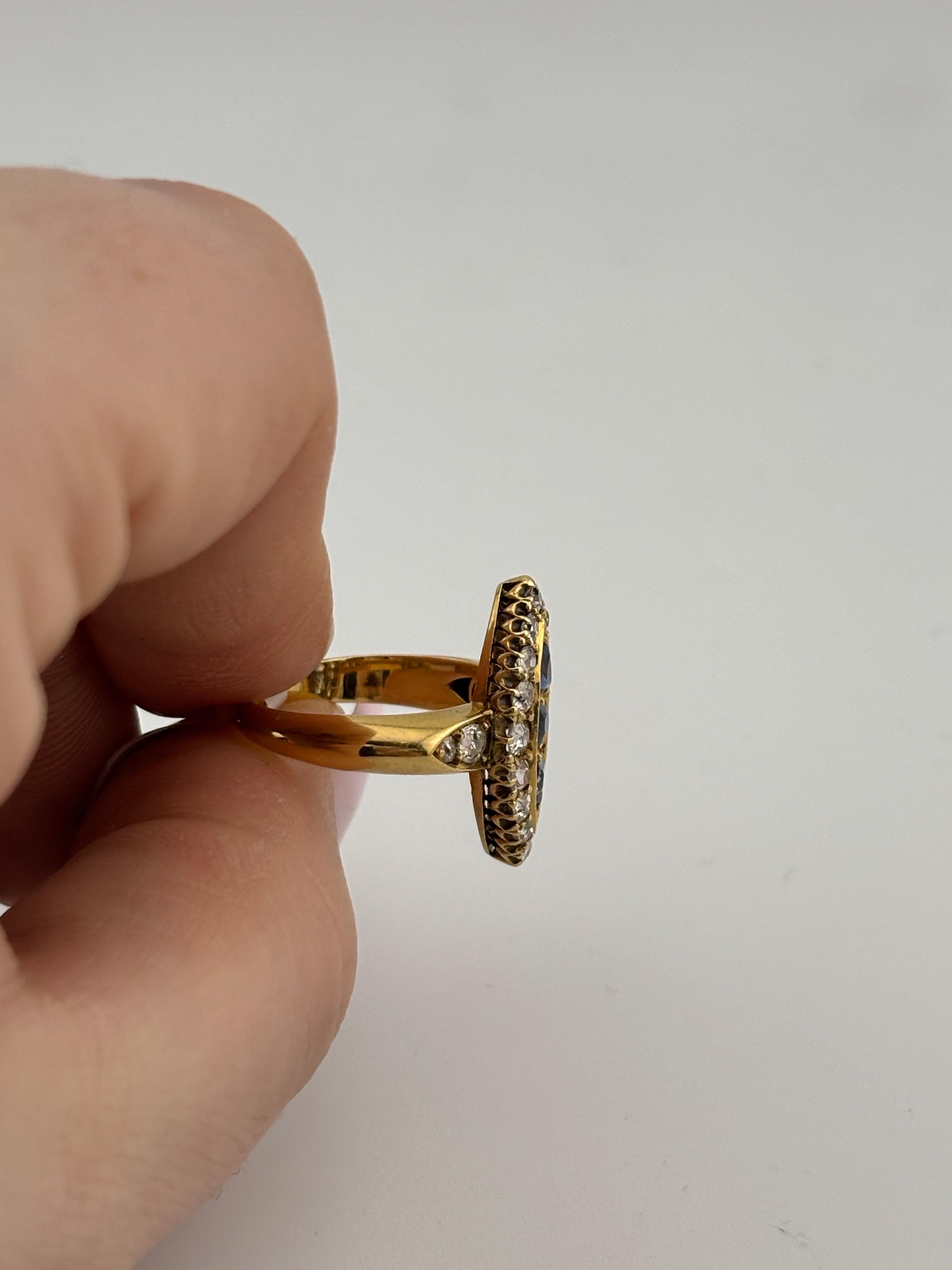 Victorian 18k Yellow Gold Sapphire & Natural Diamond Navette Ring For Sale 1