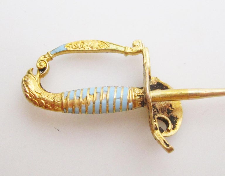 Women's or Men's Victorian 18 Karat Yellow Gold Sky Blue Enamel Sword Hat Stick Pin For Sale