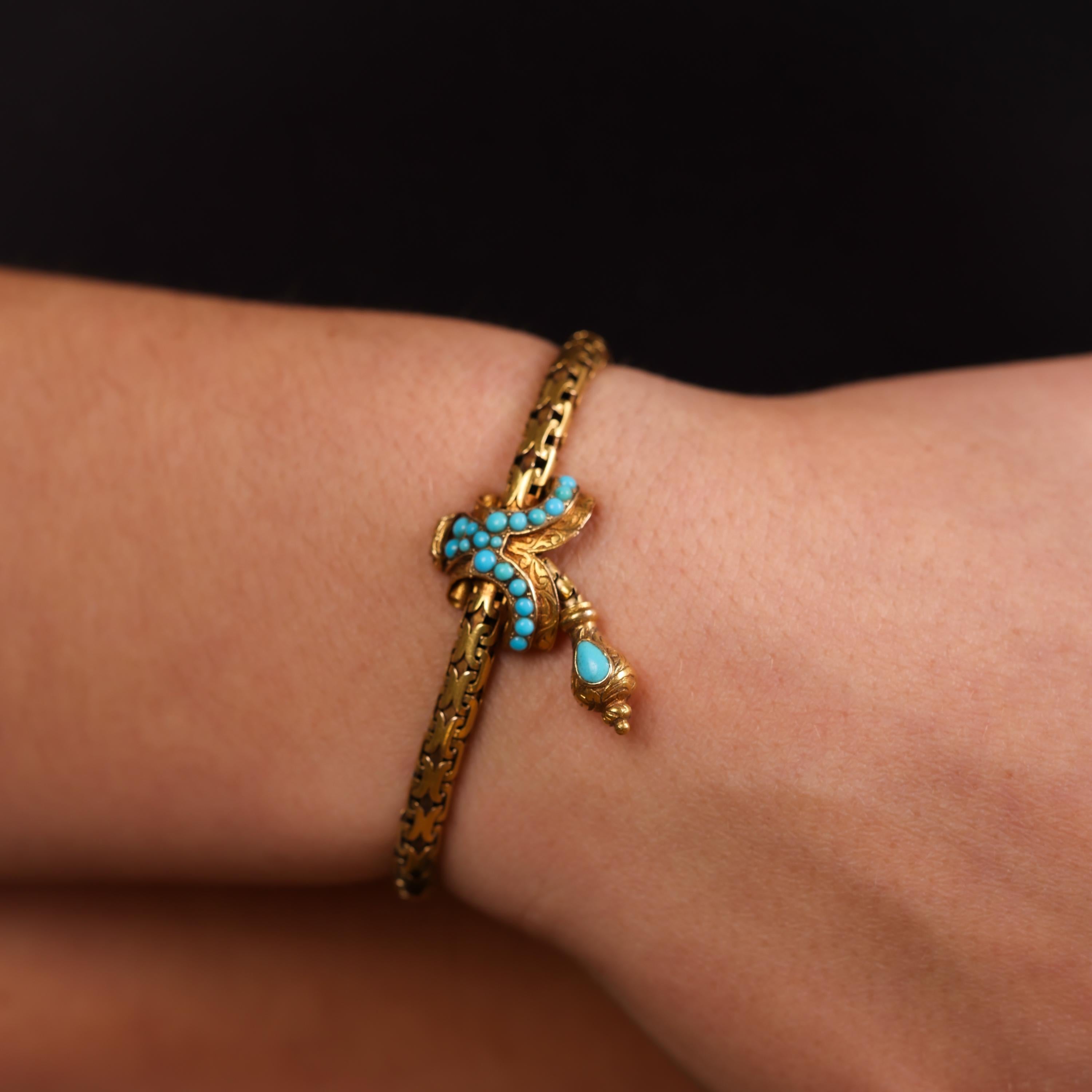 Victorian 18k yellow gold turquoise stretchy bracelet In Excellent Condition In Beverly Hills, CA