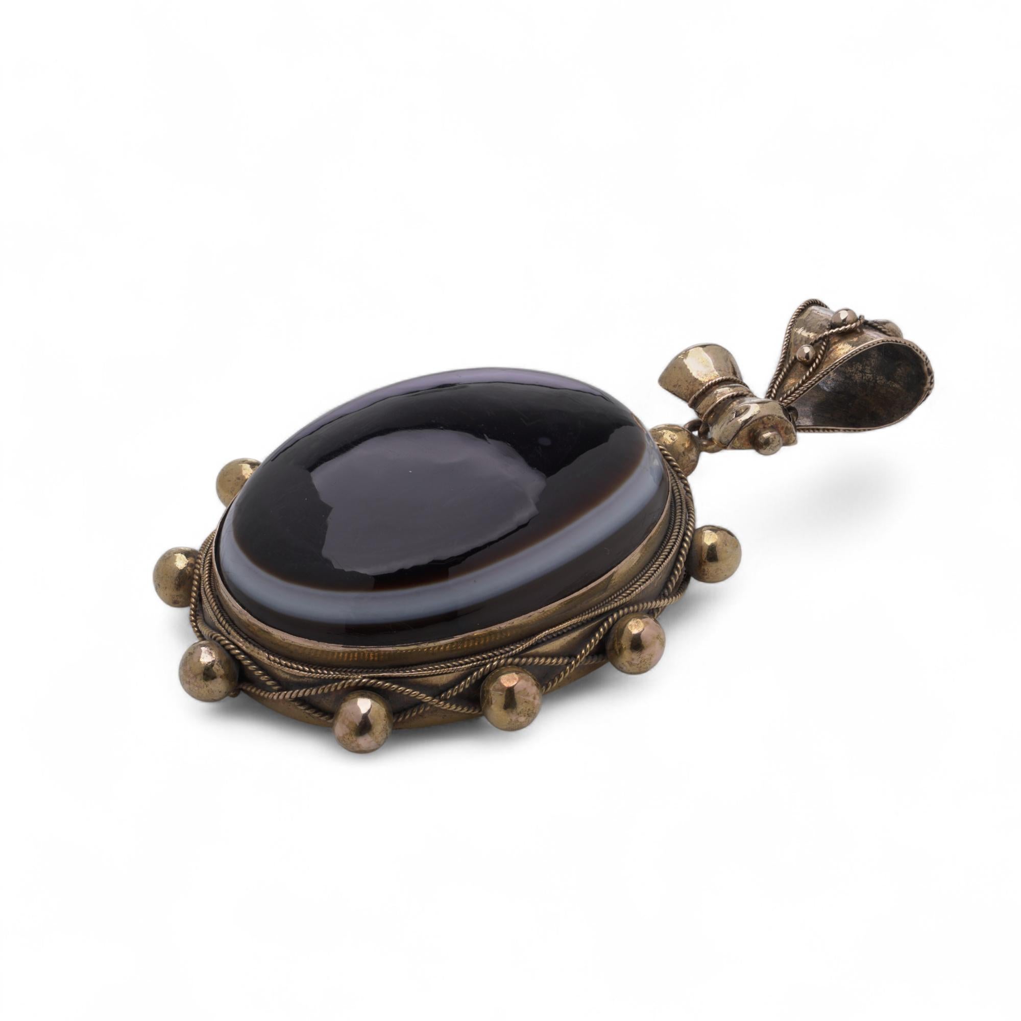 Pendentif victorien en or 18kt en agate baguée Pour femmes en vente