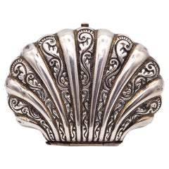 Vintage Victorian 1900 Clam Shaped Coins Purse Wallet In .900 Sterling Silver