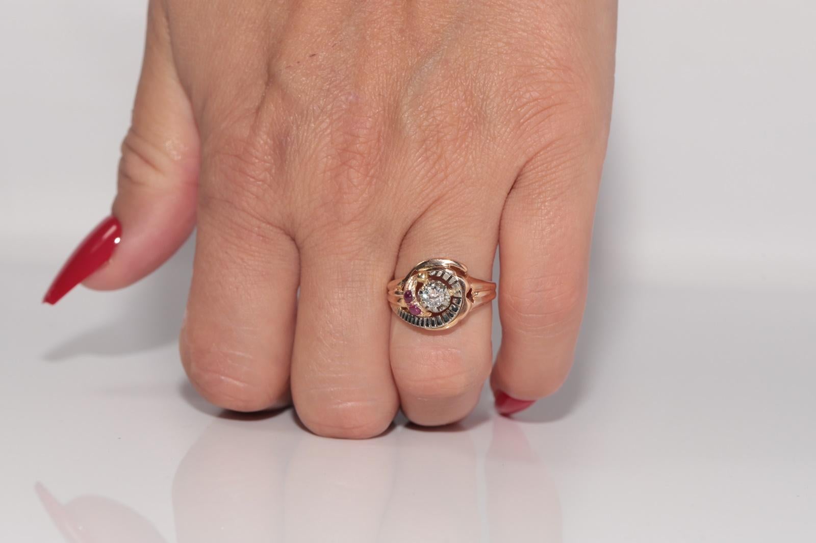 Viktorianischen 1900er 18k Gold natürlichen Diamanten und Cabochon Cut Rubin Ring im Angebot 8